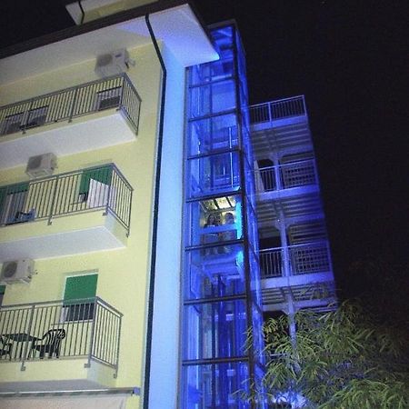 Hotel Da Giovanna Lignano Sabbiadoro Kültér fotó